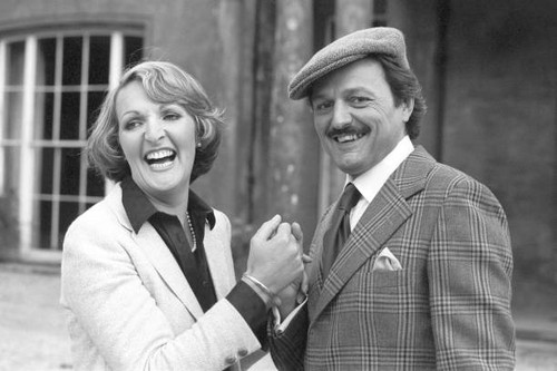 Actress penelope keith left - penelope,
